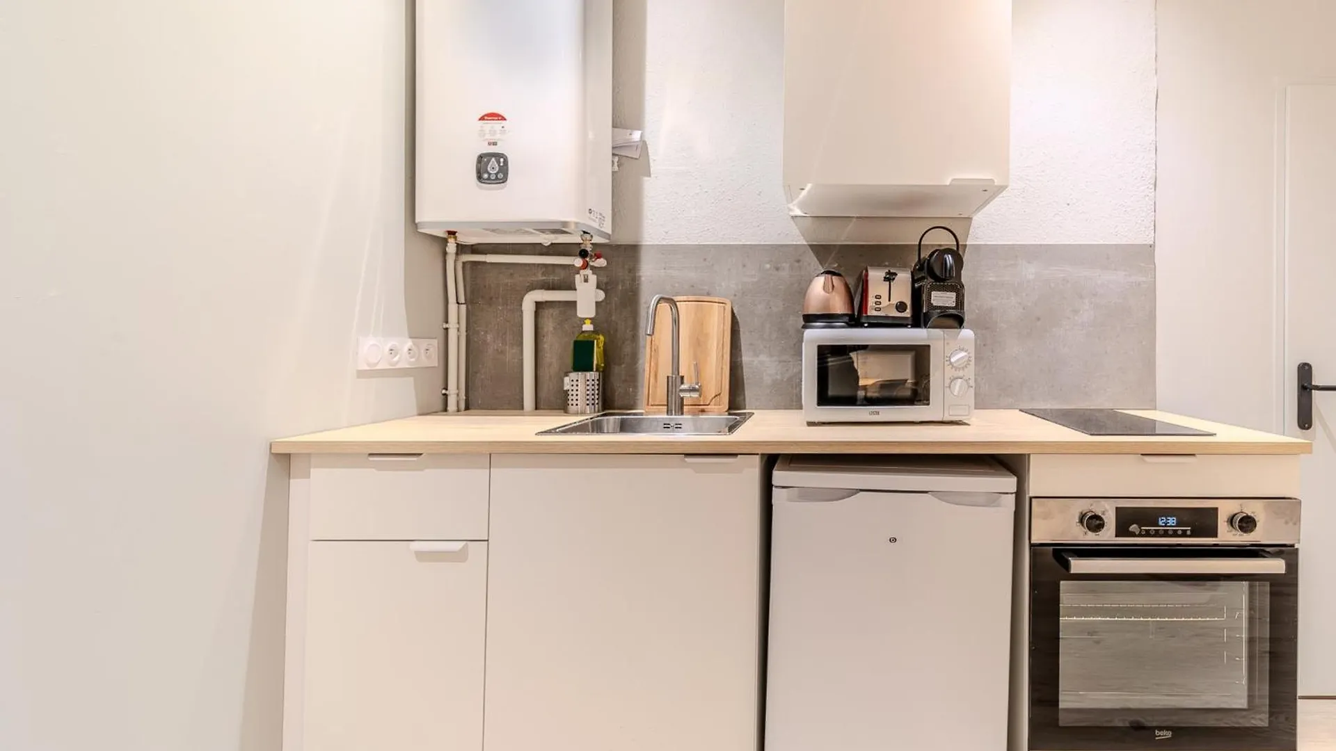 Charming 1-Bedroom Apartment Across From Halles Paul Bocuse & Part-Dieu Lyon